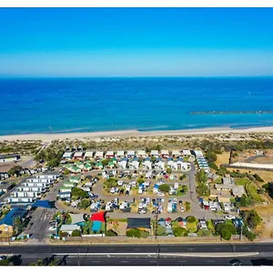 Discovery Parks - Beachfront Adelaide